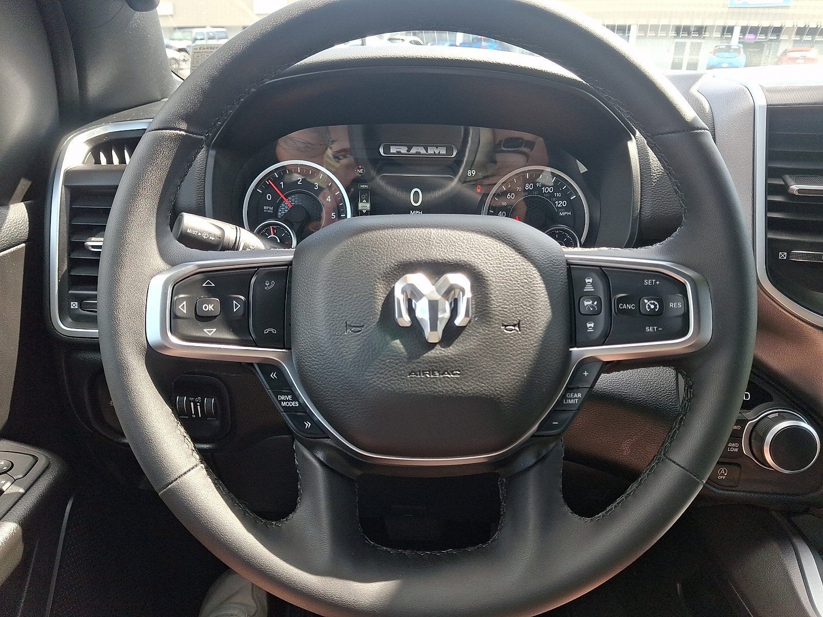 Used 2025 RAM 1500 Big Horn AWD/4WD image 19