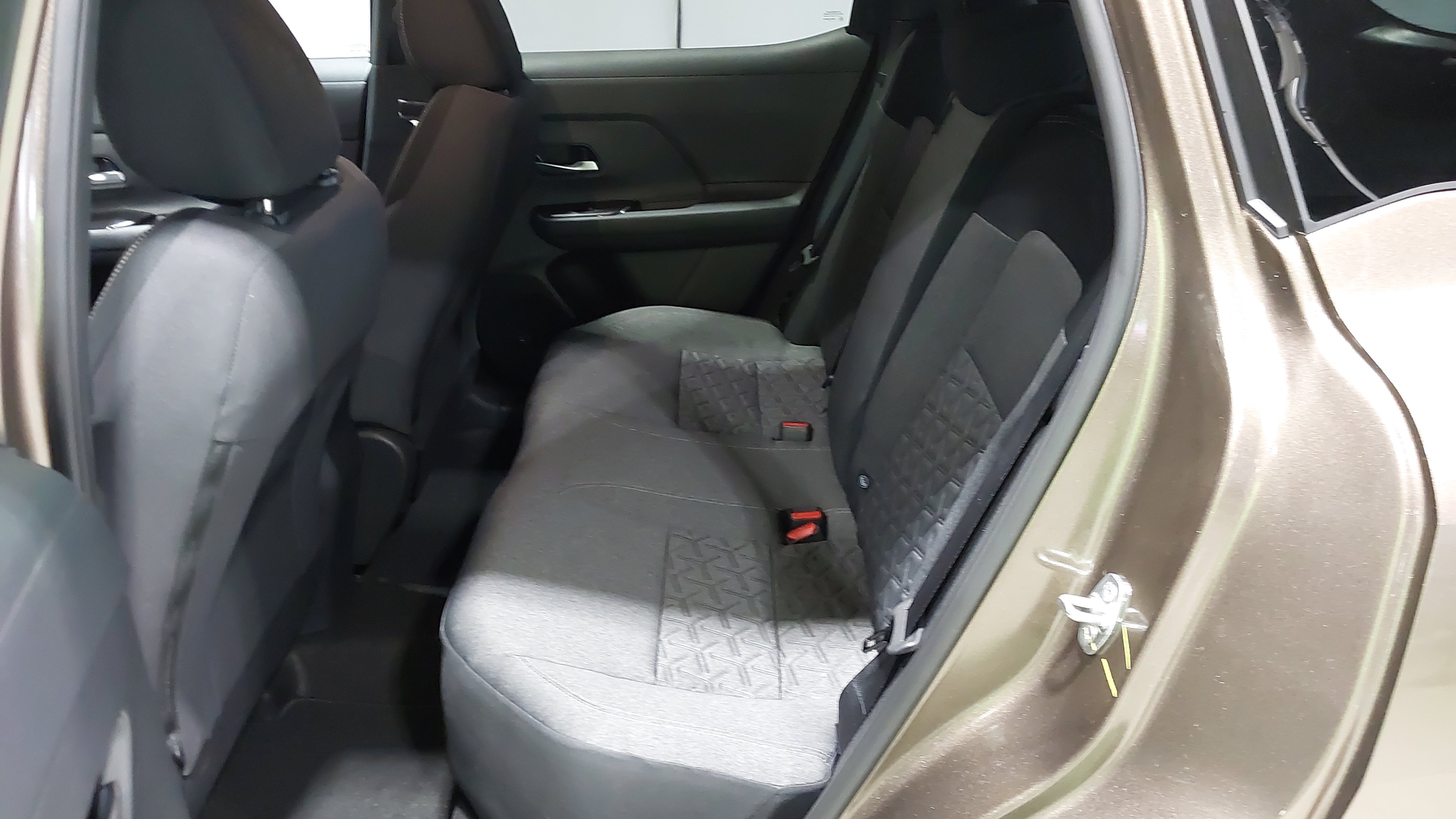 New 2026 Nissan Kicks SV w/ Cold Weather Package AWD/4WD image 21