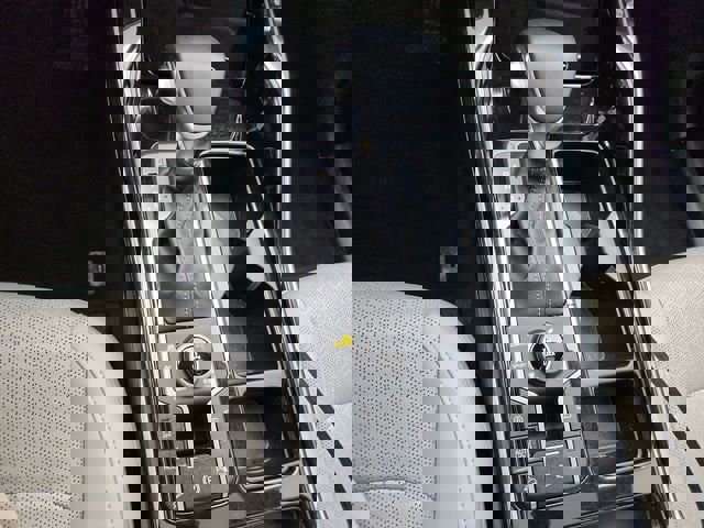 Used 2023 Kia Sorento SX image 16