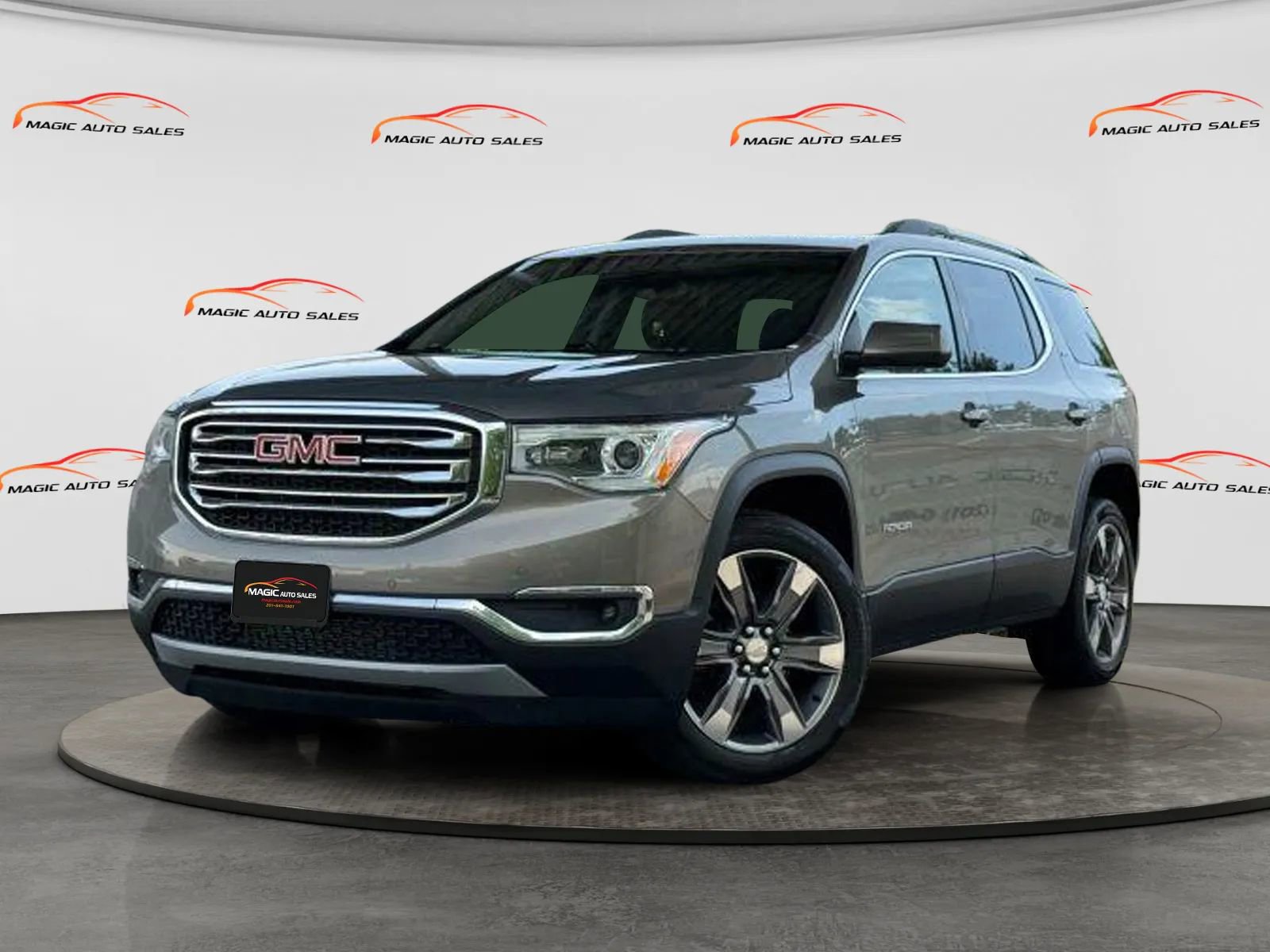 Used 2019 GMC Acadia SLT w/ LPO, Floor Liner Package