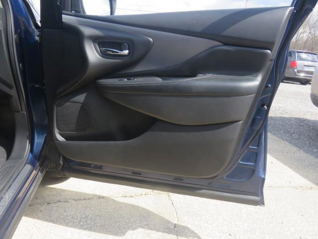 Used 2020 Nissan Murano S w/ Technology Package AWD/4WD image 18