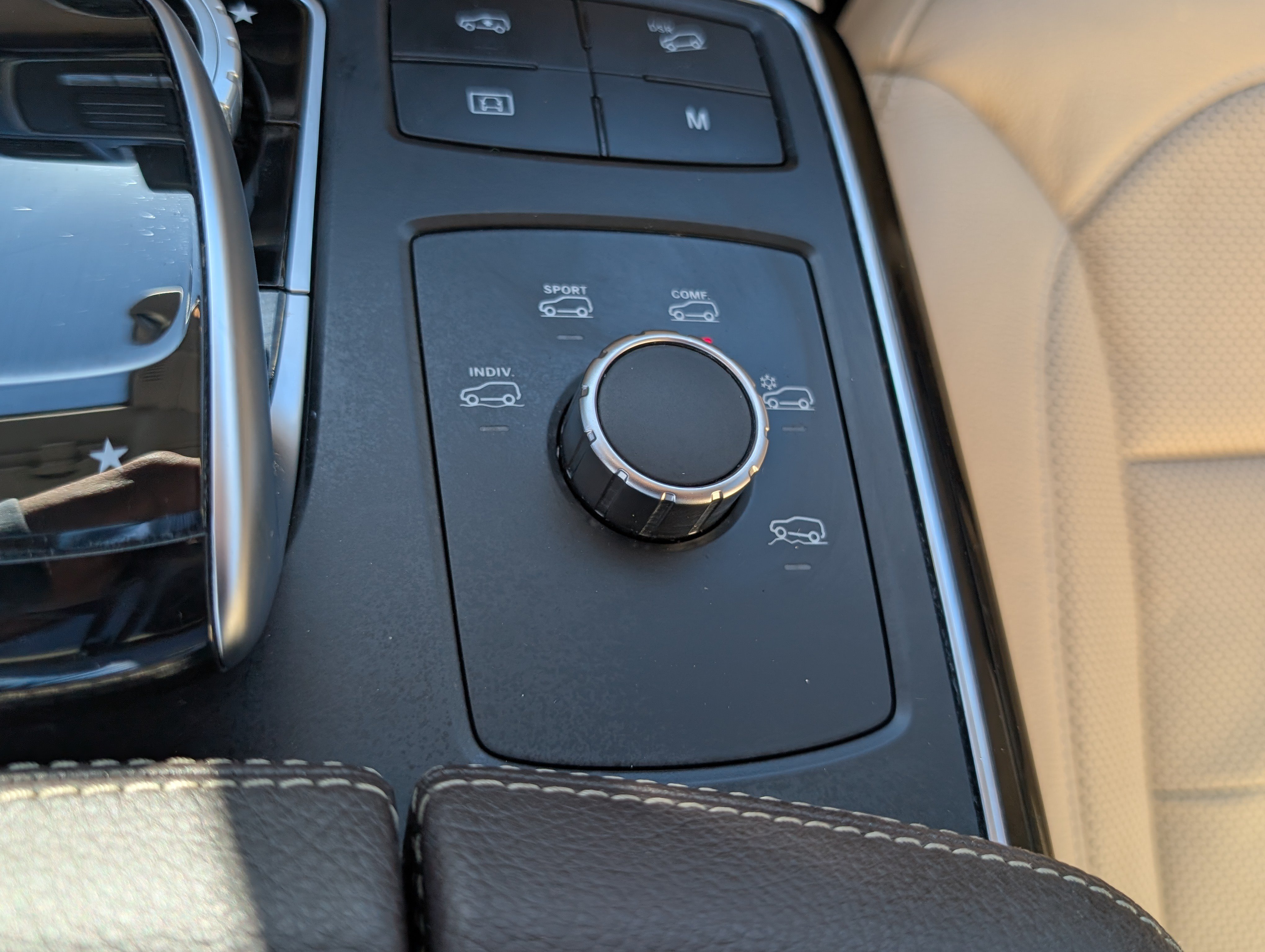 Used 2019 Mercedes-Benz GLS 550 4MATIC image 30