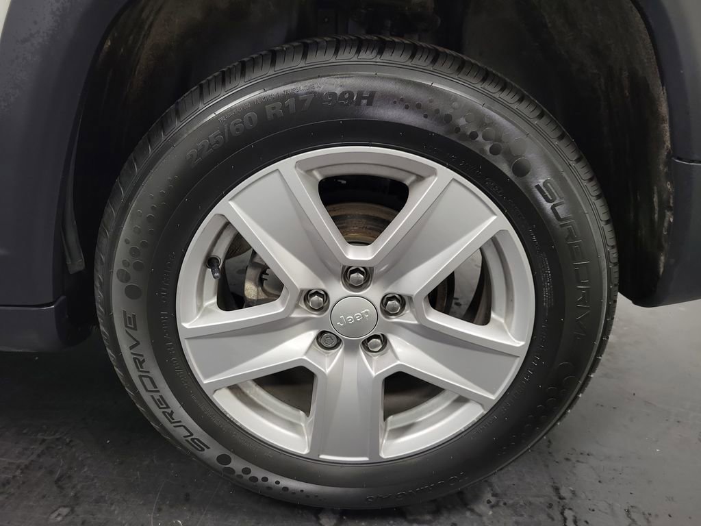 Used 2022 Jeep Compass Latitude w/ Convenience Group image 7