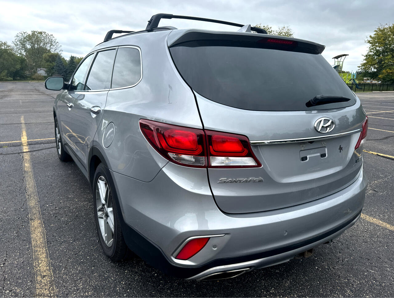 Used 2018 Hyundai Santa Fe AWD w/ SE Ultimate Tech Package 03 image 9
