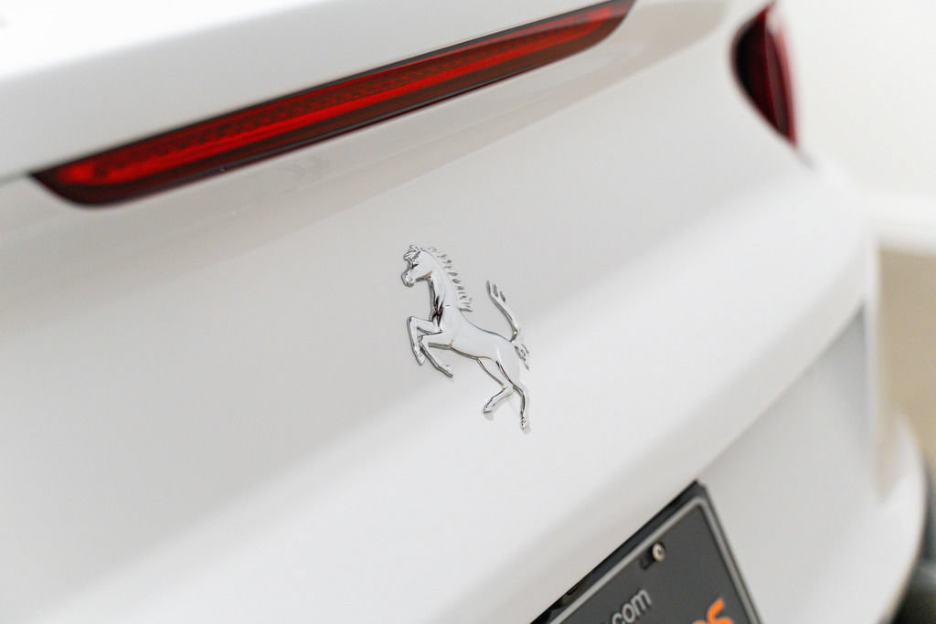 Used 2022 Ferrari 812 GTS RWD image 11