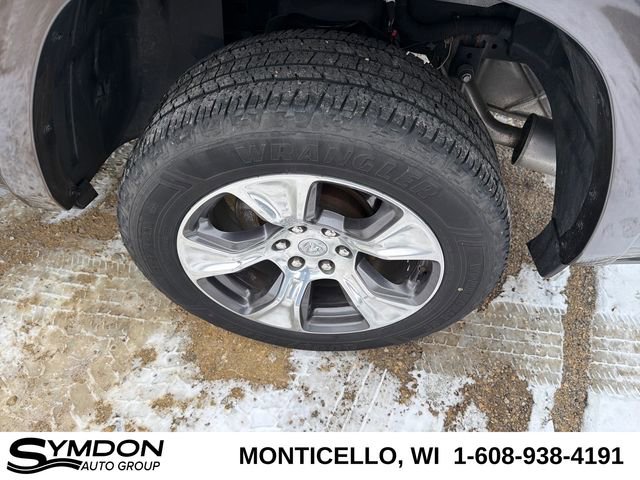 Used 2019 RAM 1500 Laramie w/ Sport Appearance Package image 27