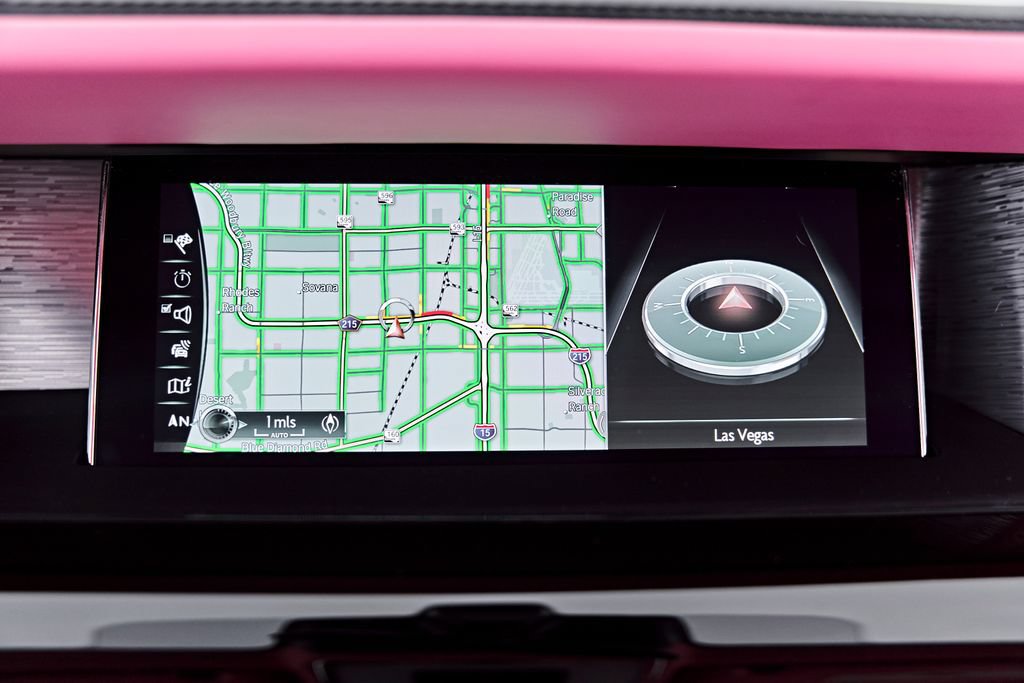 Used 2024 Rolls-Royce Phantom Sedan w/ The Phantom Package RWD image 82