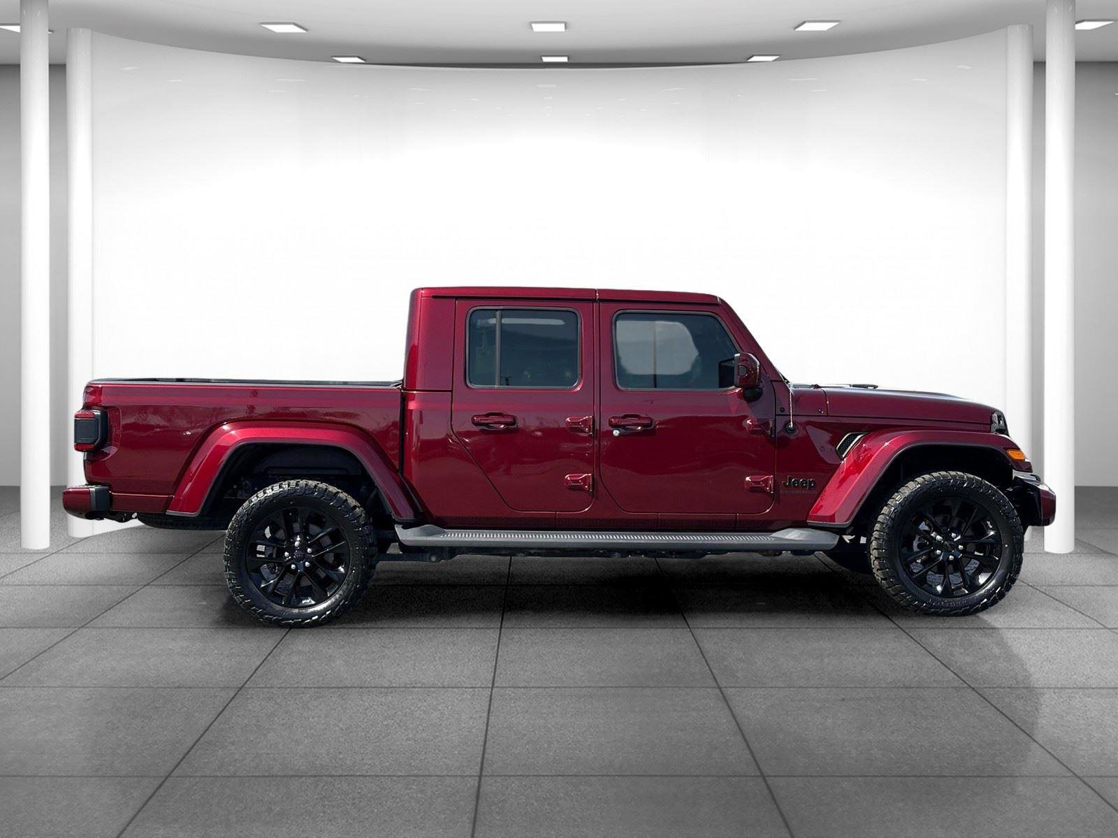 Used 2021 Jeep Gladiator Overland image 8