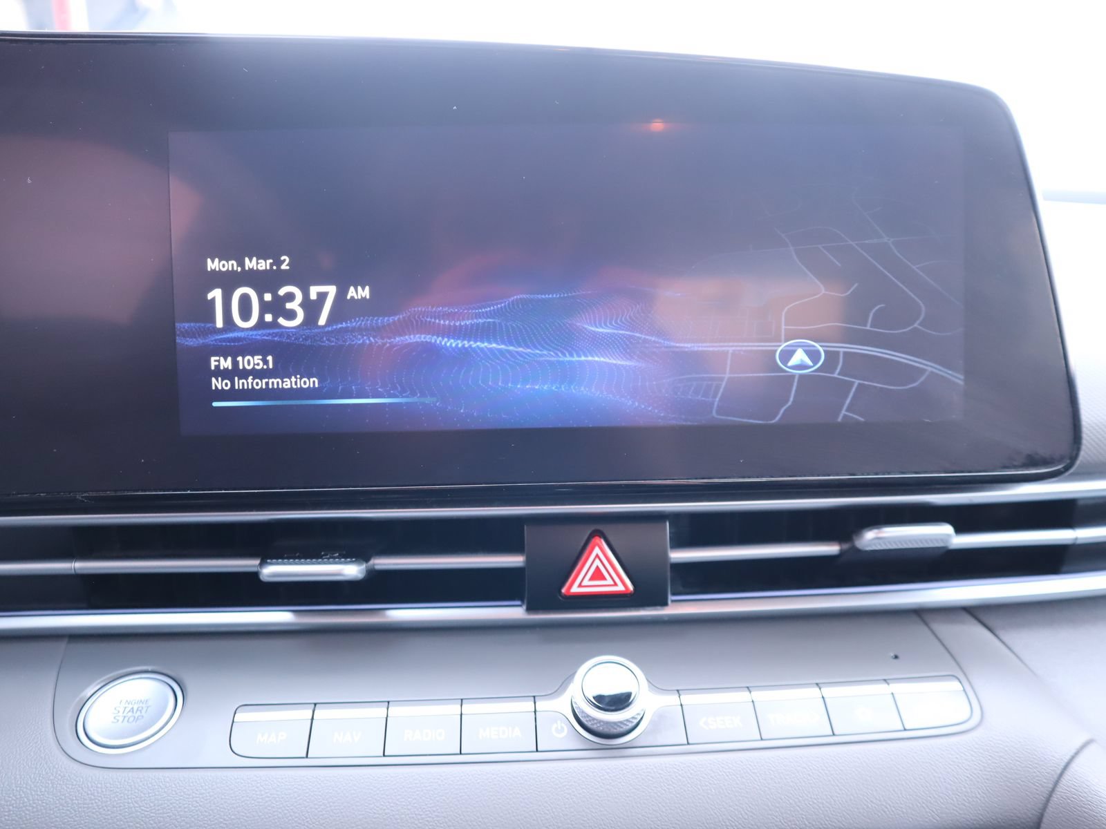 Used 2024 Hyundai Elantra SEL FWD image 39