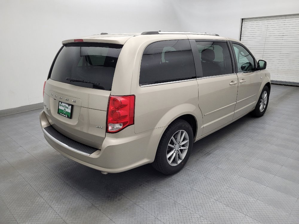 Used 2014 Dodge Grand Caravan SXT FWD image 9