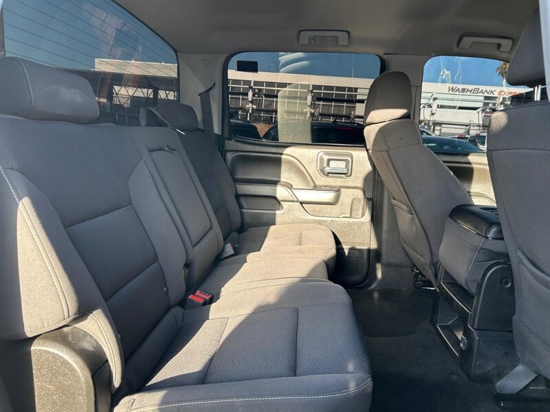 Used 2018 Chevrolet Silverado 1500 LT w/ All Star Edition RWD image 18