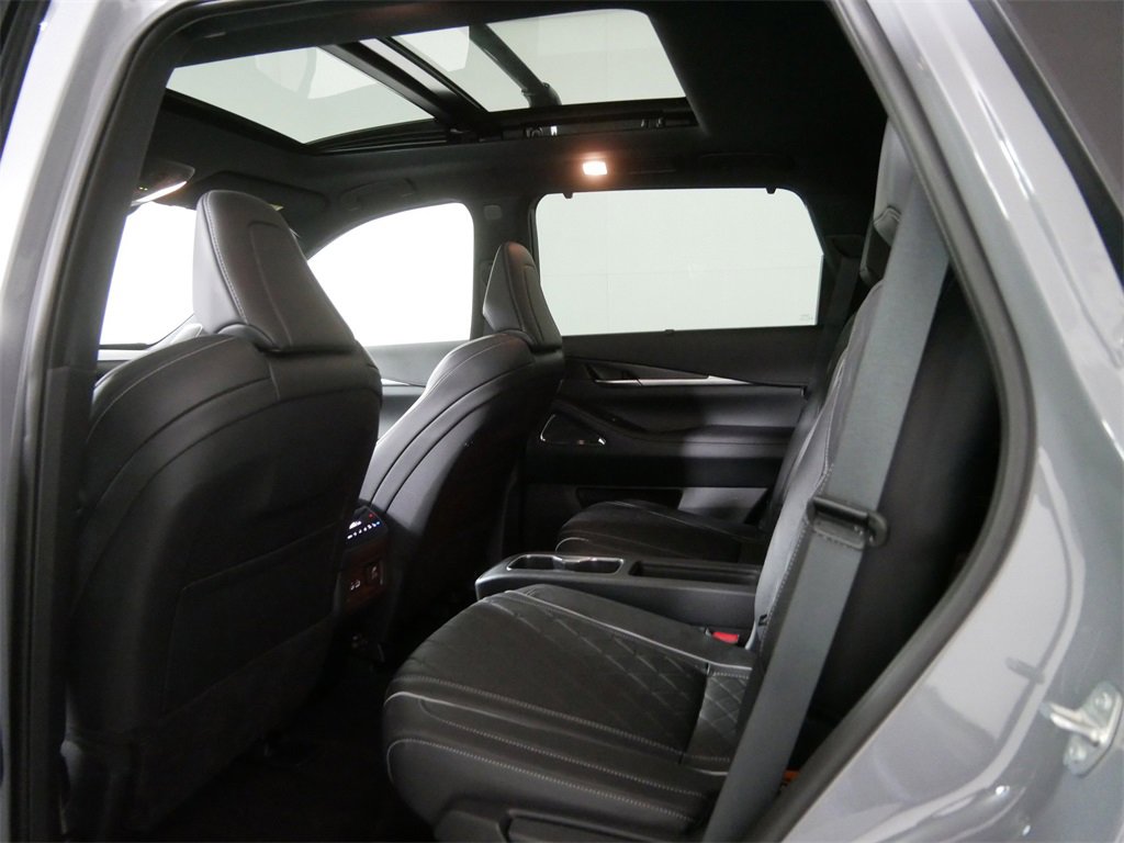 Certified 2025 INFINITI QX60 Autograph w/ Cargo Package image 21