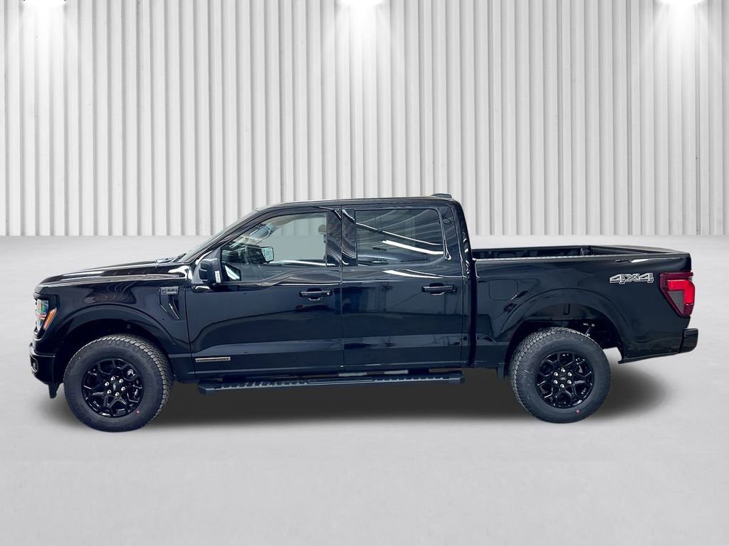 New 2025 Ford F150 XLT w/ Equipment Group 302A MID image 8