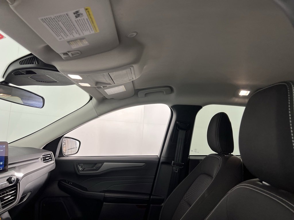 Used 2025 Ford Escape Active image 22