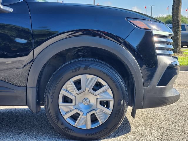 Used 2026 Nissan Kicks S FWD image 9