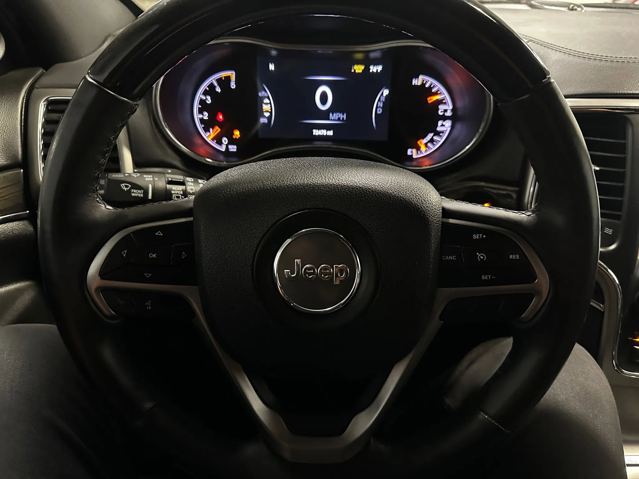 Used 2018 Jeep Grand Cherokee Overland image 29