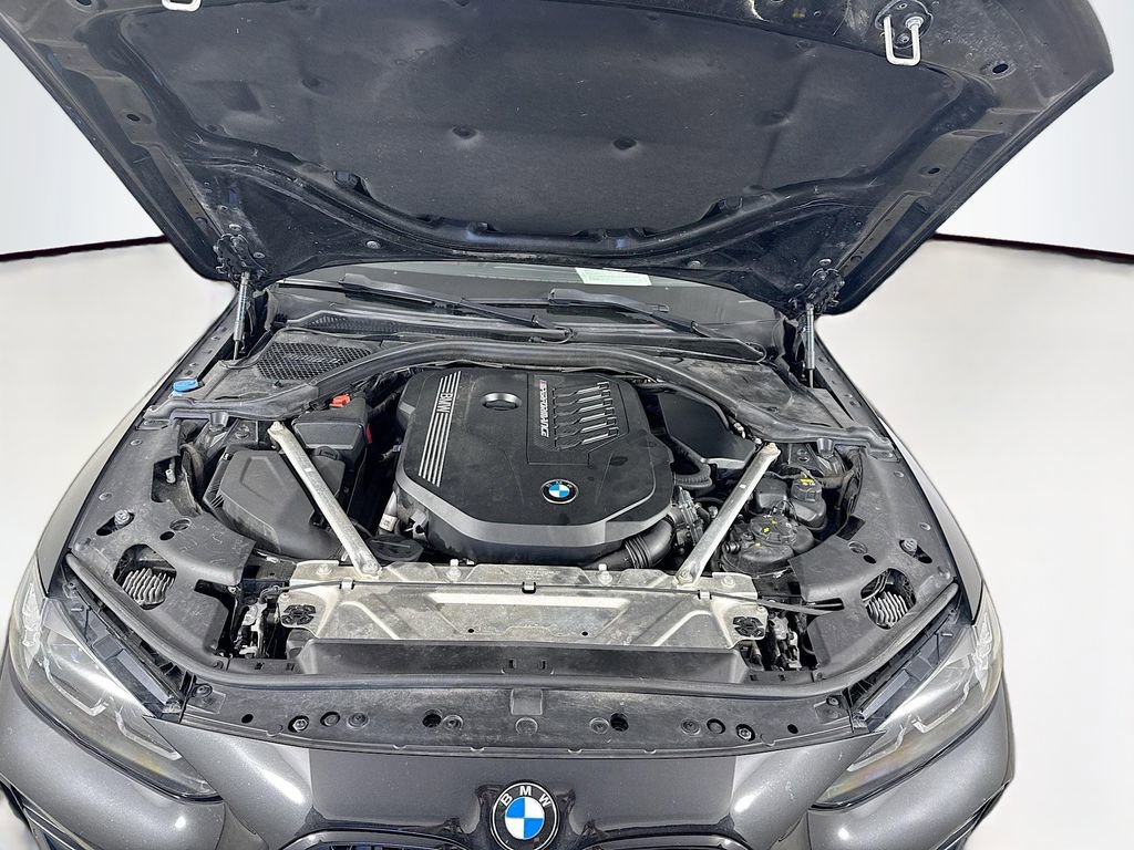 Used 2022 BMW M440i Coupe RWD image 30
