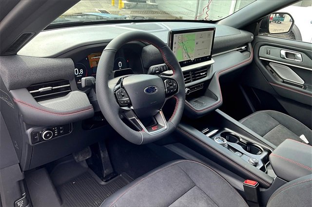 New 2025 Ford Explorer ST image 6