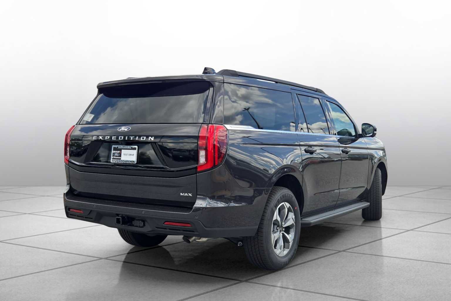 New 2027 Ford Expedition Max Active RWD image 14