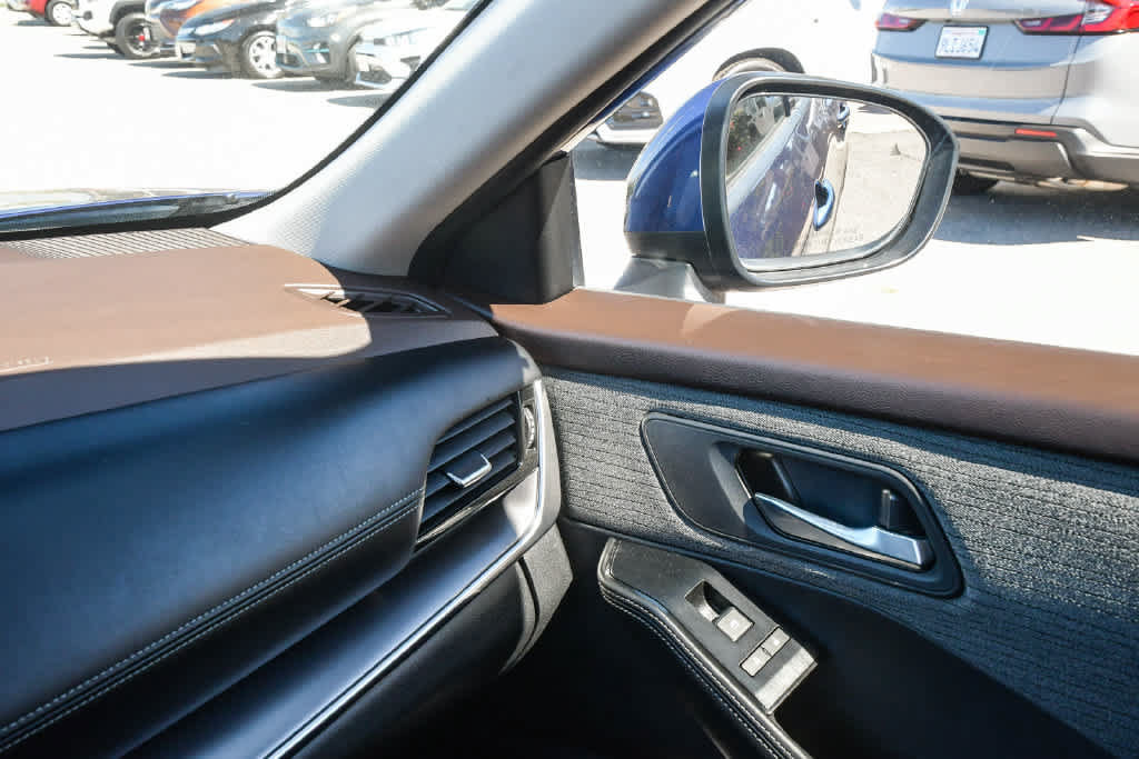 Used 2021 Nissan Rogue SV FWD image 20