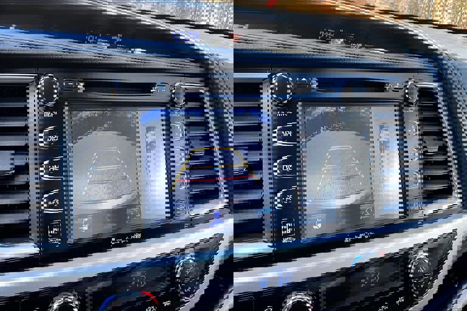 Used 2018 Toyota Highlander Limited Platinum image 29