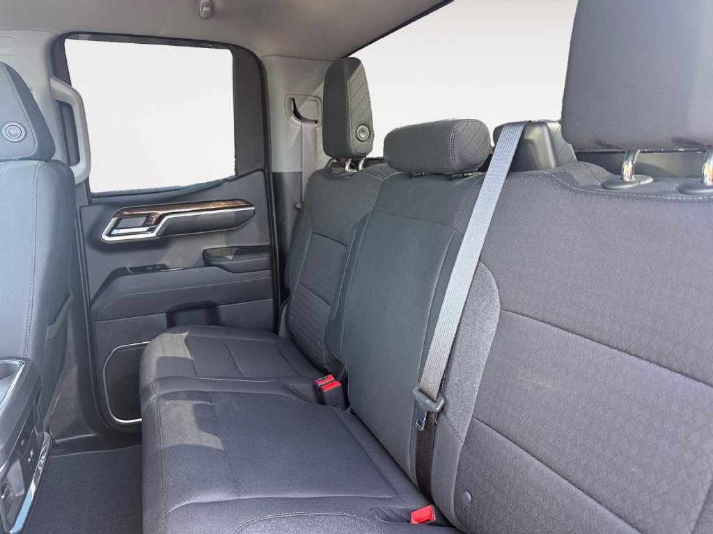 Used 2024 GMC Sierra 1500 Elevation w/ LPO, Elevation Black Package AWD/4WD image 13