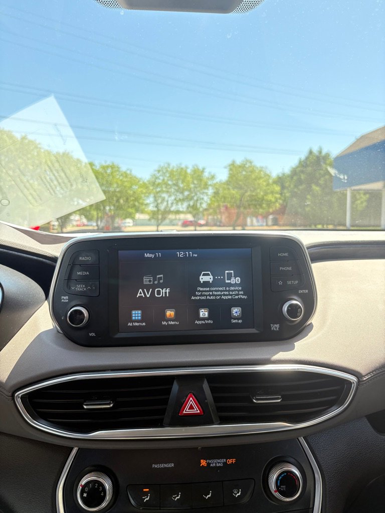 Used 2019 Hyundai Santa Fe SE AWD/4WD image 18