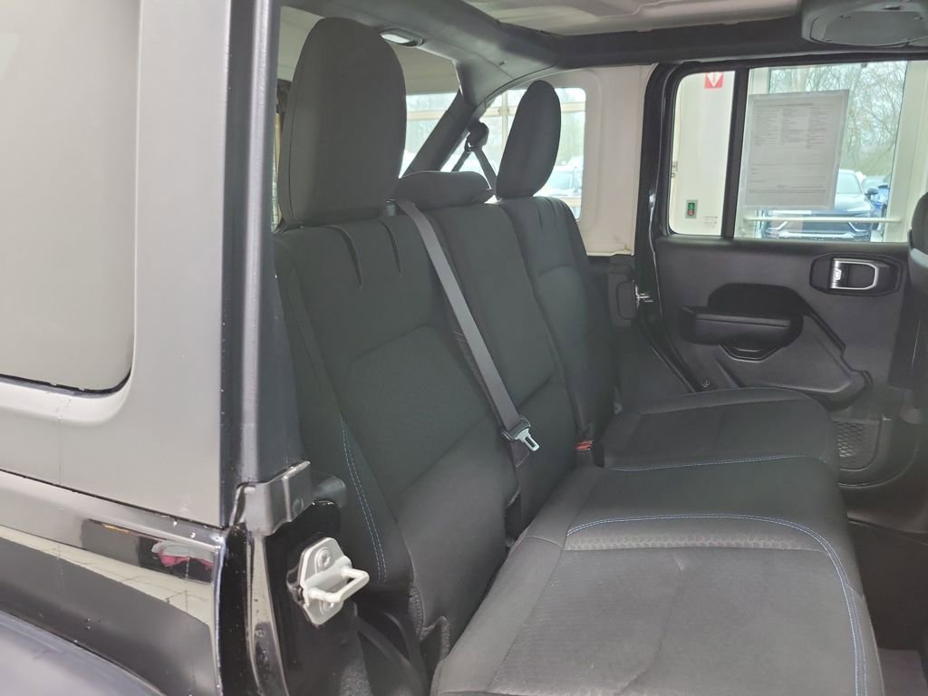 Used 2024 Jeep Wrangler Unlimited Rubicon 4xe image 25