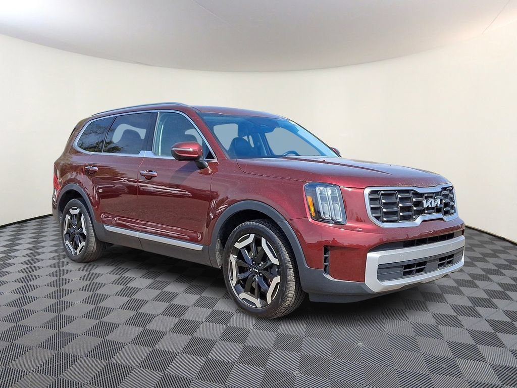 Used 2023 Kia Telluride S w/ S Sunroof Package AWD/4WD image 1