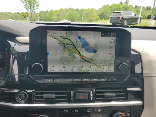 Used 2022 Nissan Pathfinder Platinum w/ Cargo Package AWD/4WD image 35