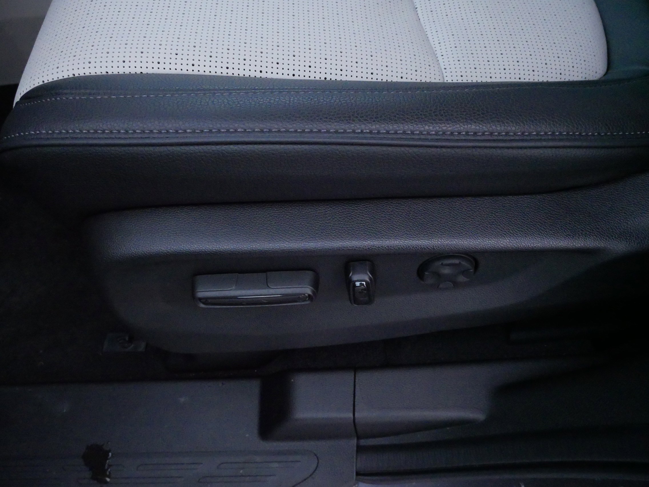 Certified 2026 Honda Odyssey Elite image 20