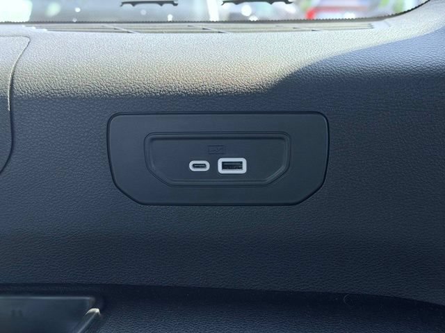 Used 2025 Jeep Grand Cherokee L Limited AWD/4WD image 26