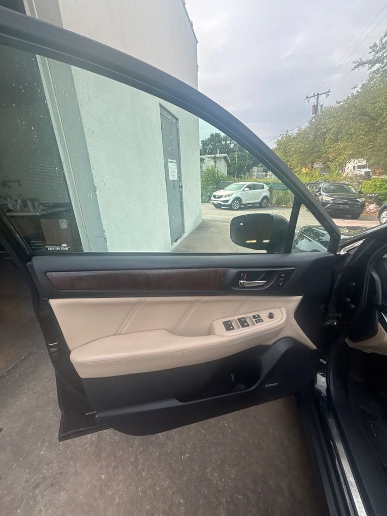Used 2018 Subaru Outback 2.5i Limited AWD/4WD image 11