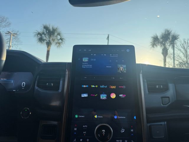 Used 2023 Ford F150 Lightning Lariat image 17