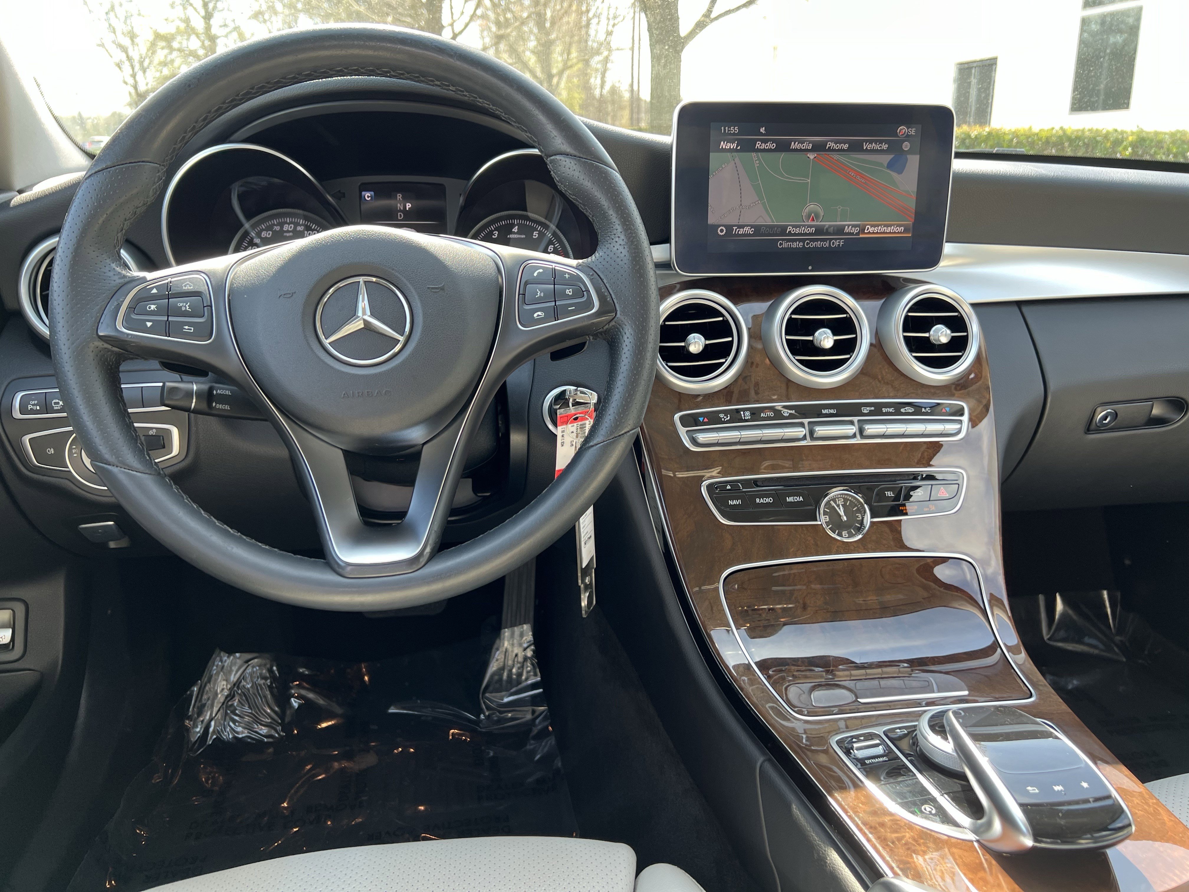 Certified 2018 Mercedes-Benz C 300 4MATIC Sedan image 30