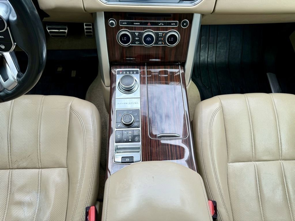 Used 2014 Land Rover Range Rover Supercharged image 18