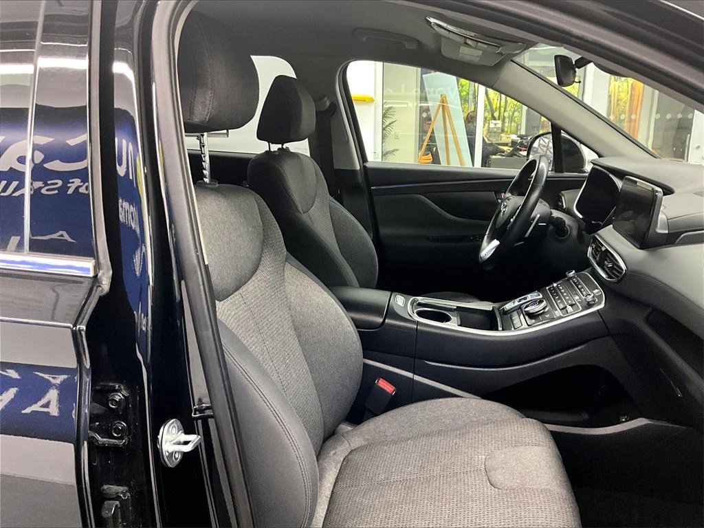 Used 2023 Hyundai Santa Fe SEL image 11
