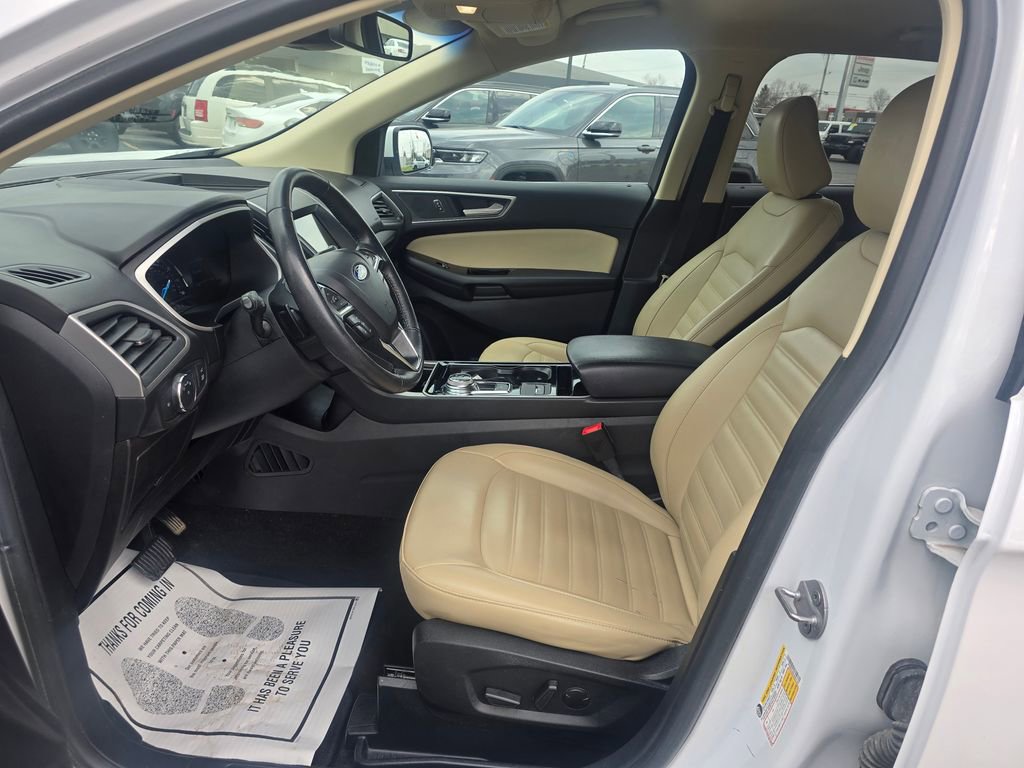 Used 2020 Ford Edge SEL w/ Convenience Package image 8