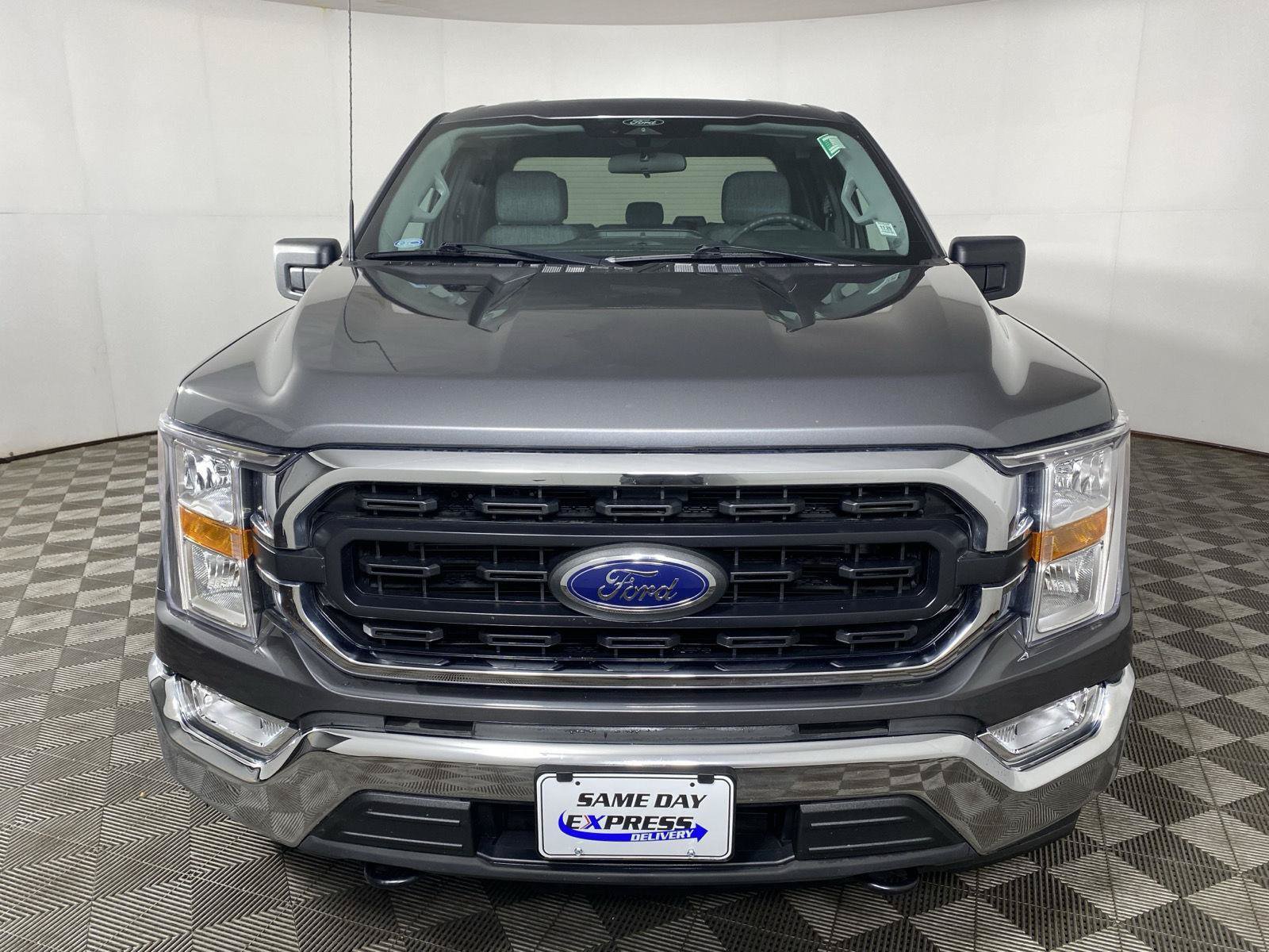 Used 2022 Ford F150 XLT AWD/4WD image 2