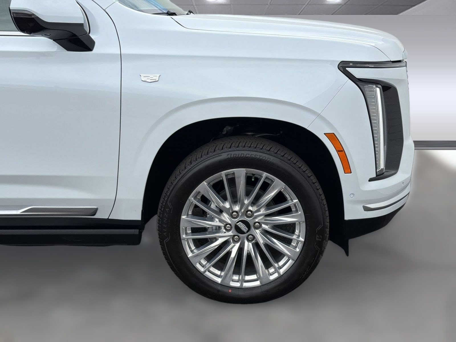 New 2026 Cadillac Escalade Luxury w/ Touring Package AWD/4WD image 12