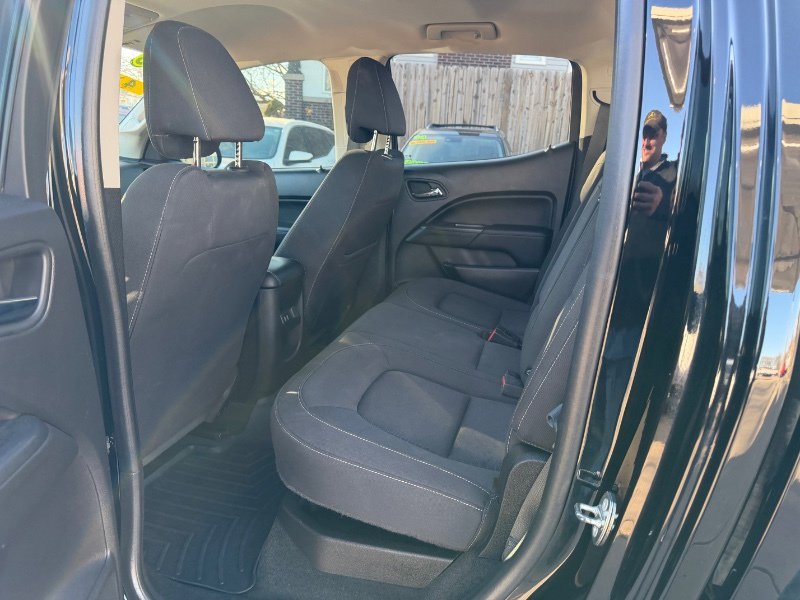 Used 2018 GMC Canyon SLE image 10