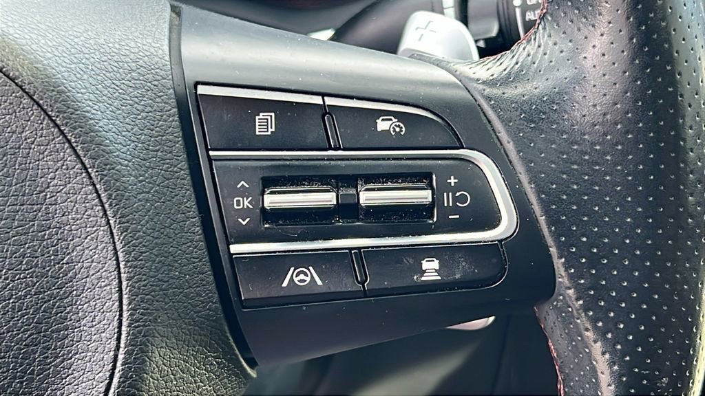 Used 2023 Kia Stinger GT-Line w/ Sun & Sound Package image 29