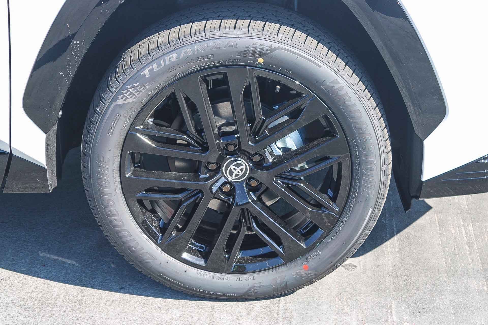 New 2026 Toyota RAV4 XSE AWD/4WD image 11