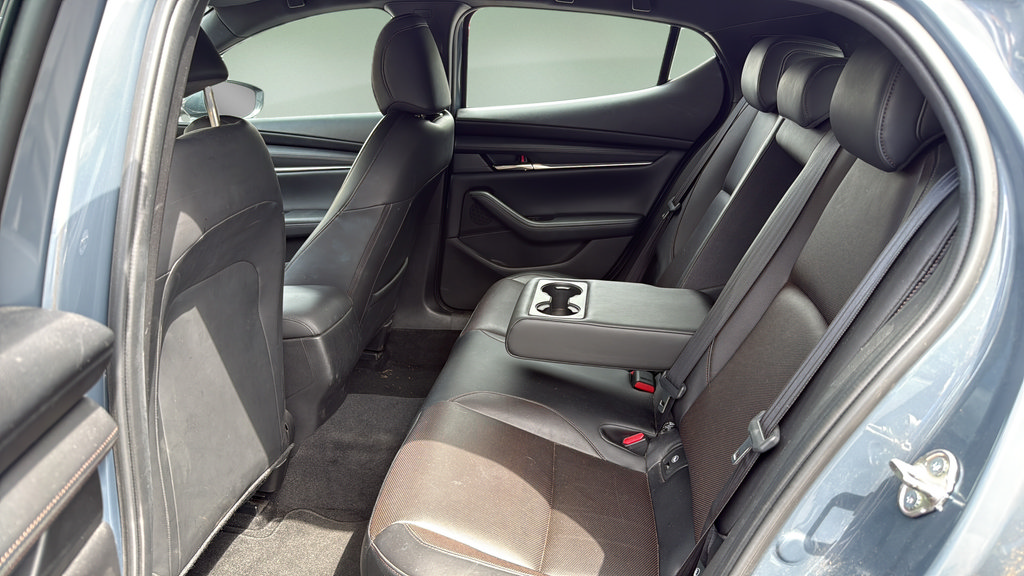 Used 2019 MAZDA MAZDA3 AWD Hatchback w/ Premium Pkg image 15
