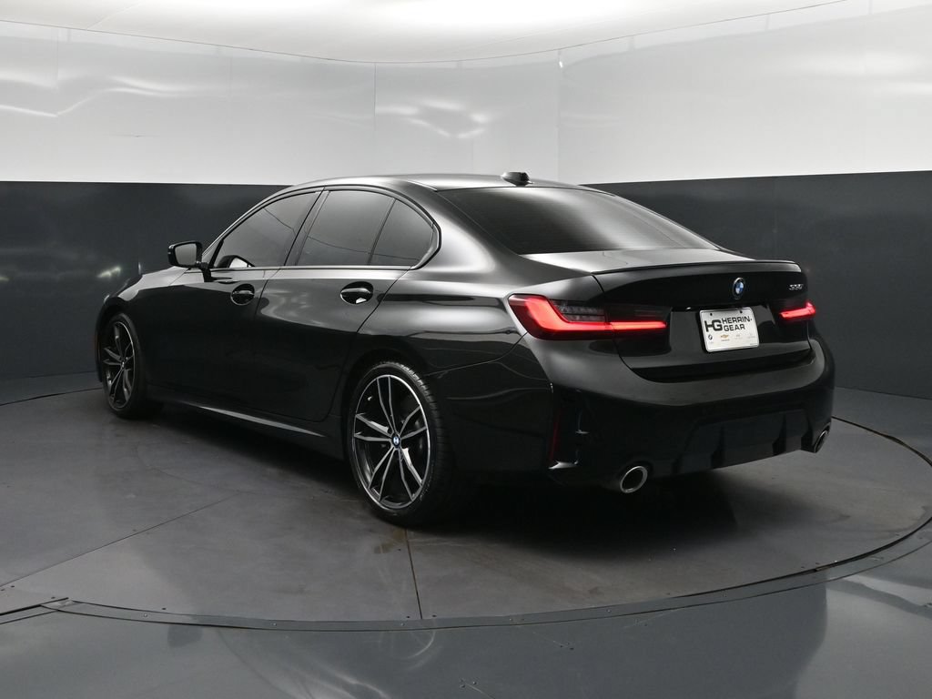 Used 2024 BMW 330i Sedan w/ M Sport Package RWD image 5