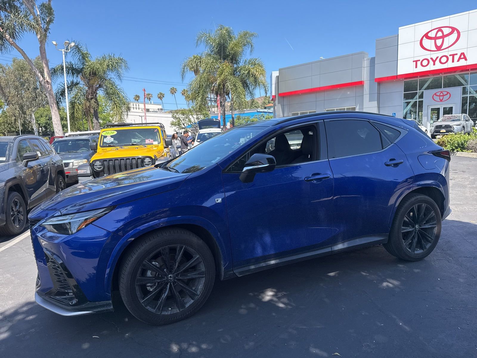 Used 2022 Lexus NX 350 F Sport AWD/4WD image 2