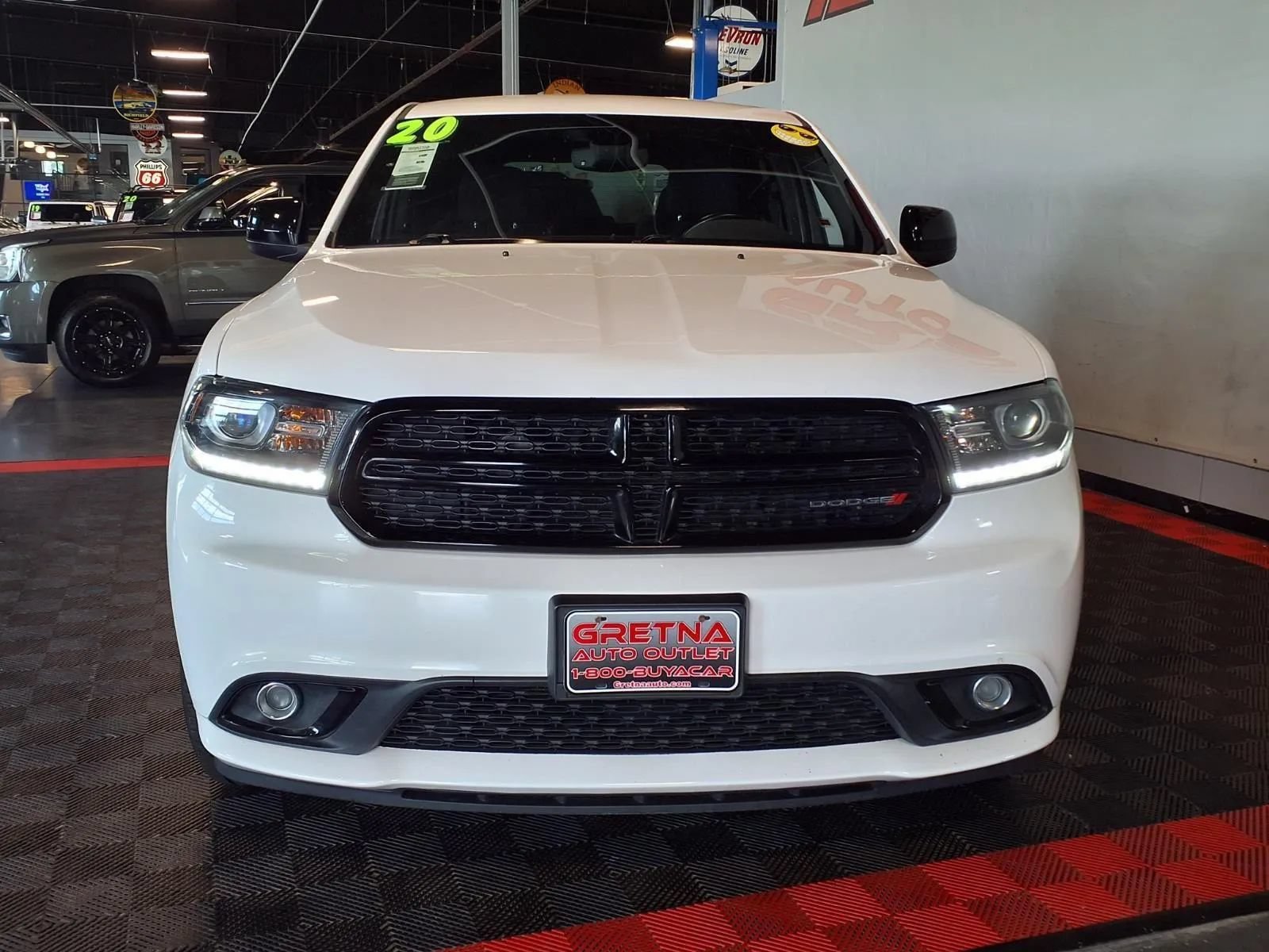 Used 2020 Dodge Durango SXT AWD/4WD image 3