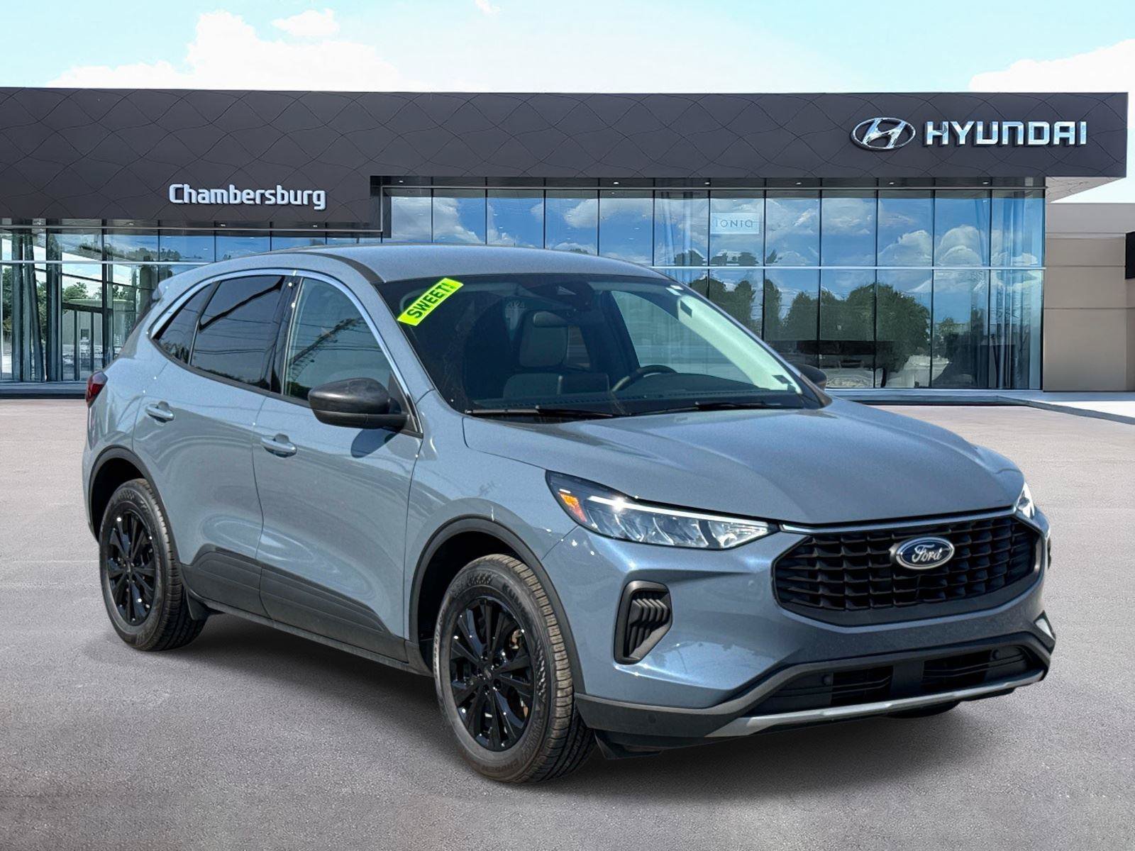 Used 2024 Ford Escape Active w/ Cold Weather Package FWD image 25