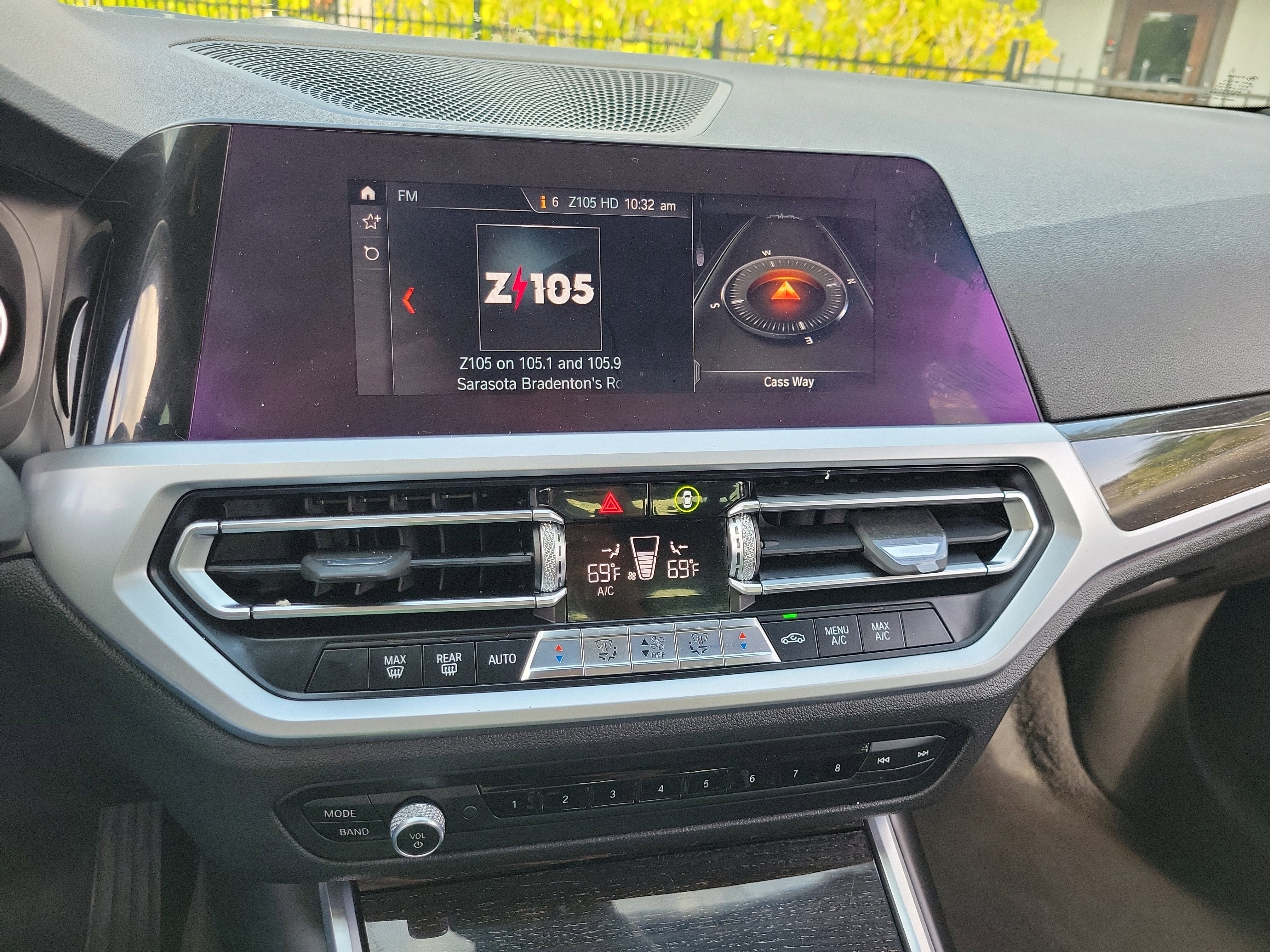 Used 2020 BMW 330i Sedan w/ Driving Assistance Package image 23