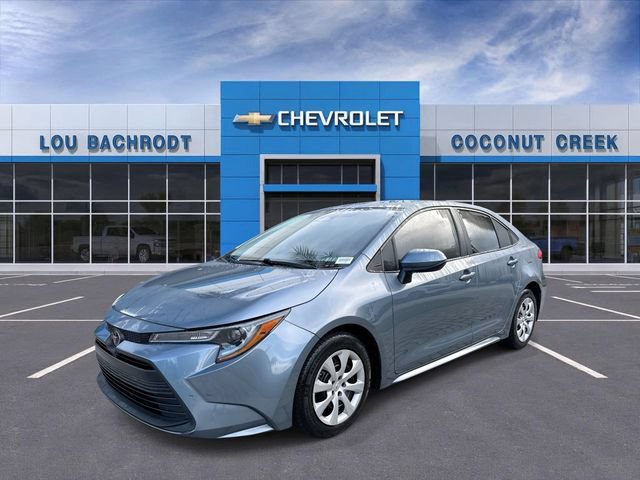 Used 2023 Toyota Corolla LE FWD image 4